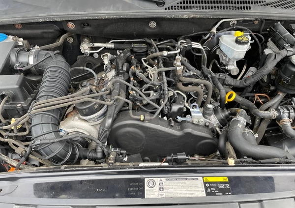 Volkswagen Amarok cena 84500 przebieg: 260000, rok produkcji 2015 z Warszawa małe 79